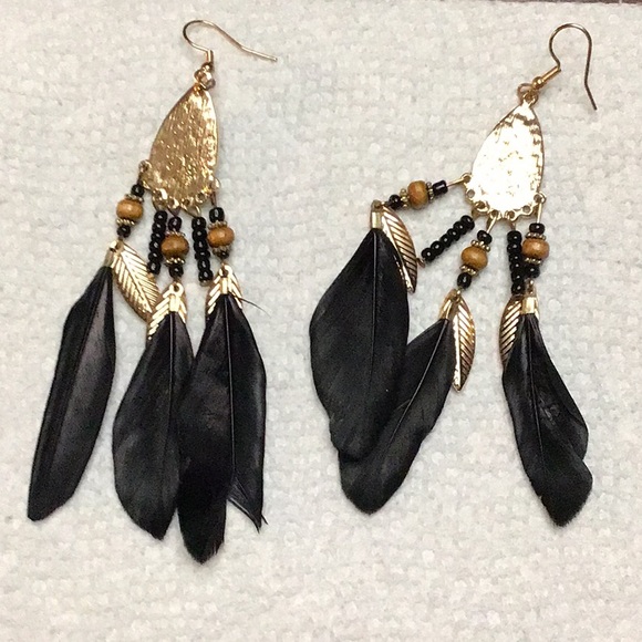 Natural Feather Earrings in Black & Gold Long Drop Bird Feather Aztec Earrings - Picture 2 of 3